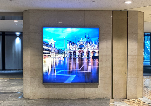 ディアモール北1壁面看板2・アップ画像