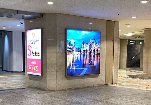 ディアモール北1壁面看板3・アップ画像